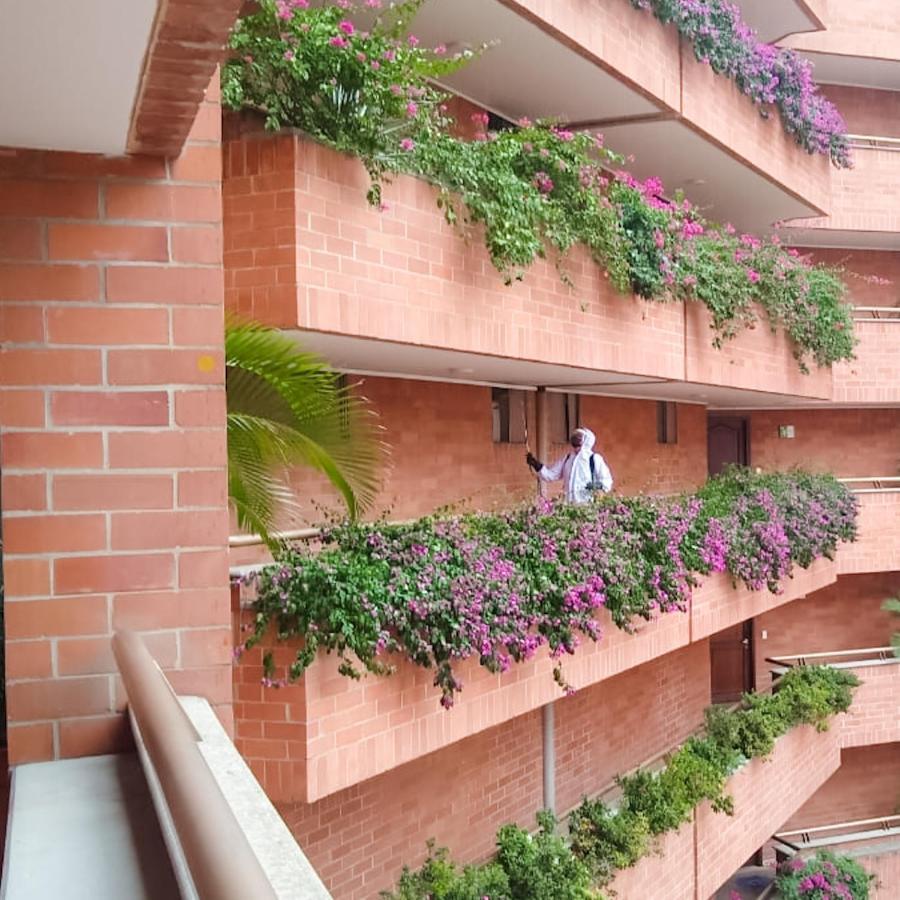 Portal Del Rodeo Apartahotel Меделин Екстериор снимка