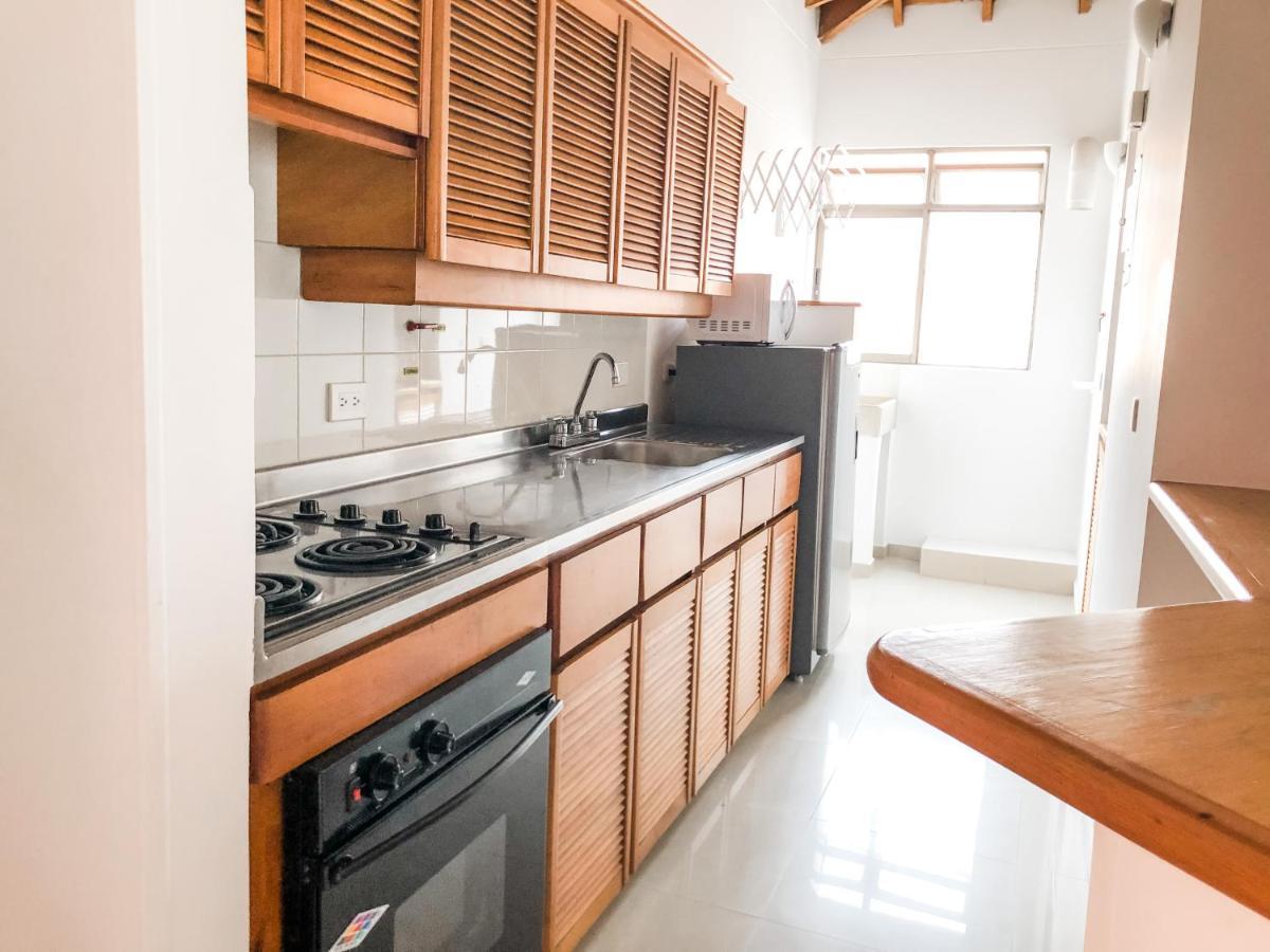 Portal Del Rodeo Apartahotel Меделин Екстериор снимка