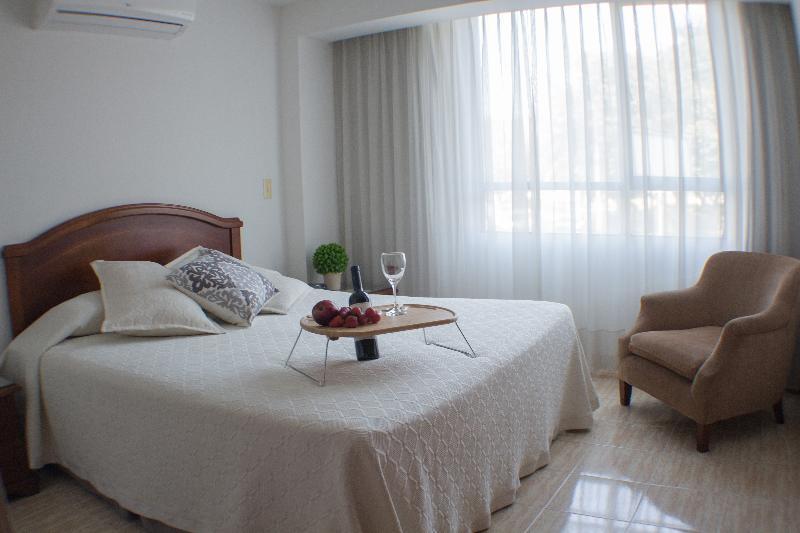 Portal Del Rodeo Apartahotel Меделин Екстериор снимка